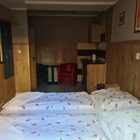 בית אירוח Apartments Manhattan